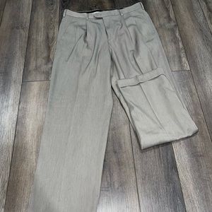Perry Ellis Portfolio classic fit dress pants